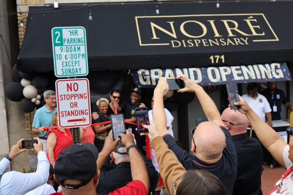Noire Grand Opening In Maplewood