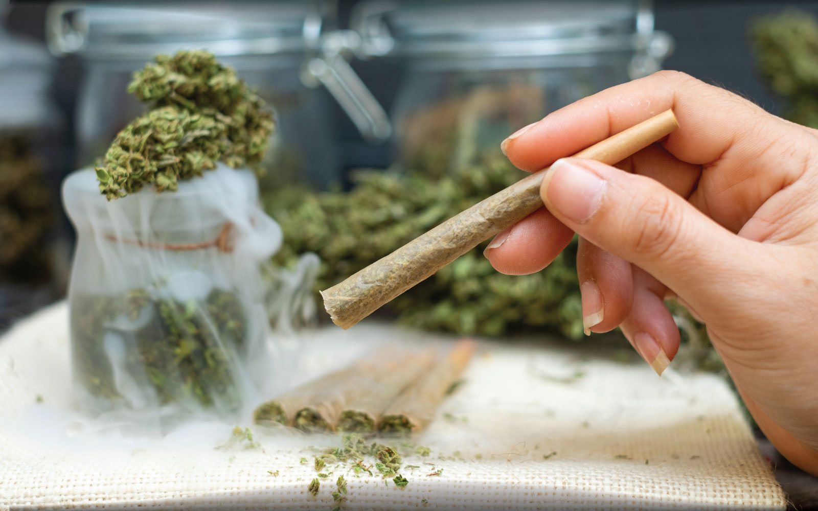 Noire Dispensary Blog How Do You Consume Cannabis Discover The Best Method For You 1