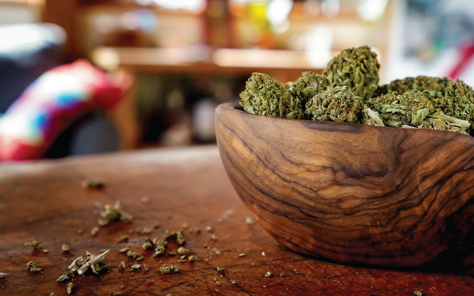 Noire Dispensary Blog How To Properly Store Cannabis Flowers For Long Term Freshness 1